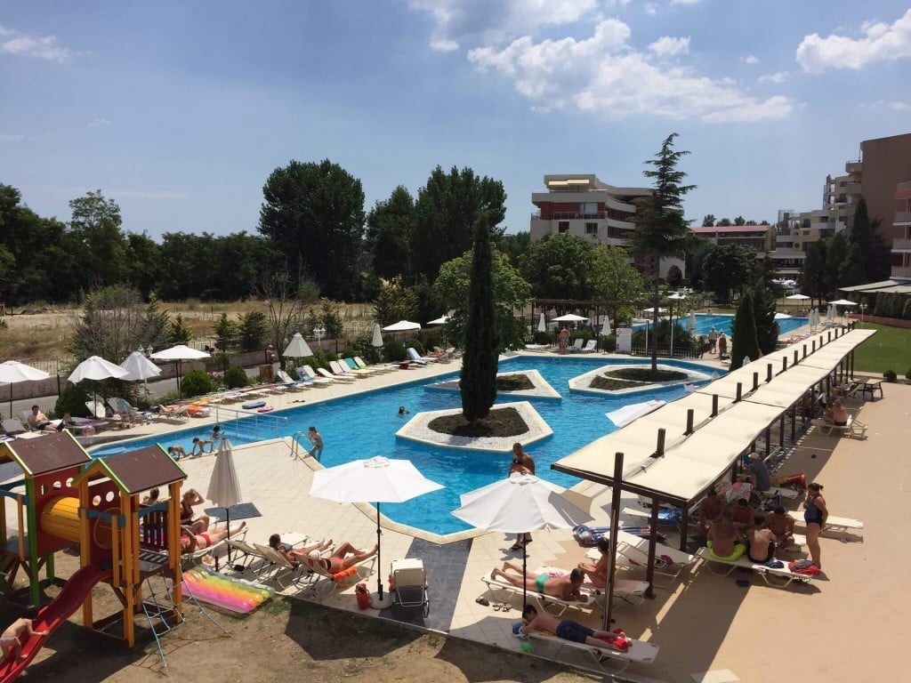 Piscina centrala Aronia Beach hotel